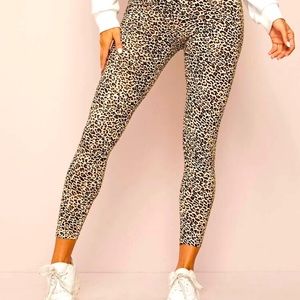 LEOPARD 🐆 PRINT HIGH-RISE LEGGINGS